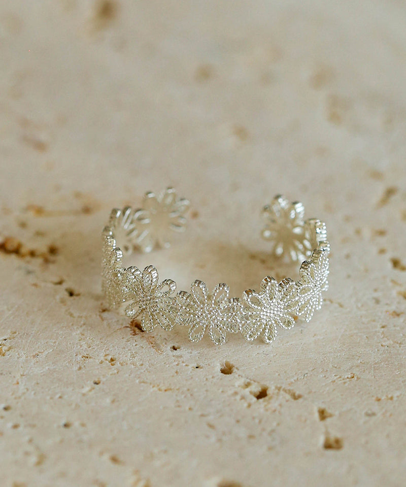 Lace Pattern Diamond Open Ring