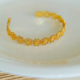 Lace Pattern Diamond Open Bangle