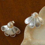 925 Silver Soma Flower Pearls Earrings - floysun