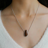 Minimalist 925 Silver Wood Grain Stone White Mother of Pearls Necklace