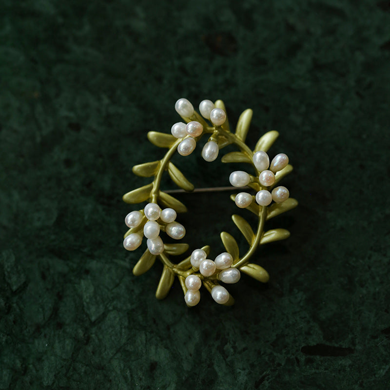 Broche couronne de fleurs de pêcher