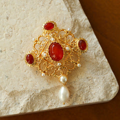 Vintage Courtly Elegance: Red Agate and Pearl Brooch