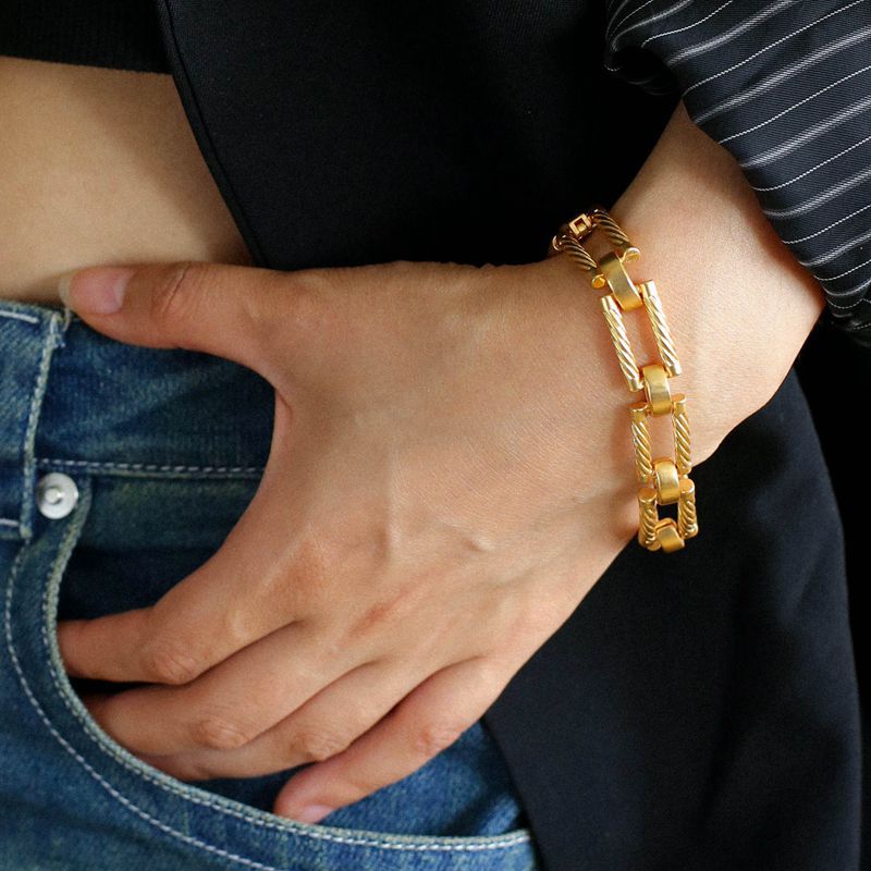 Retro Frosted Gold Square Chain Bracelet