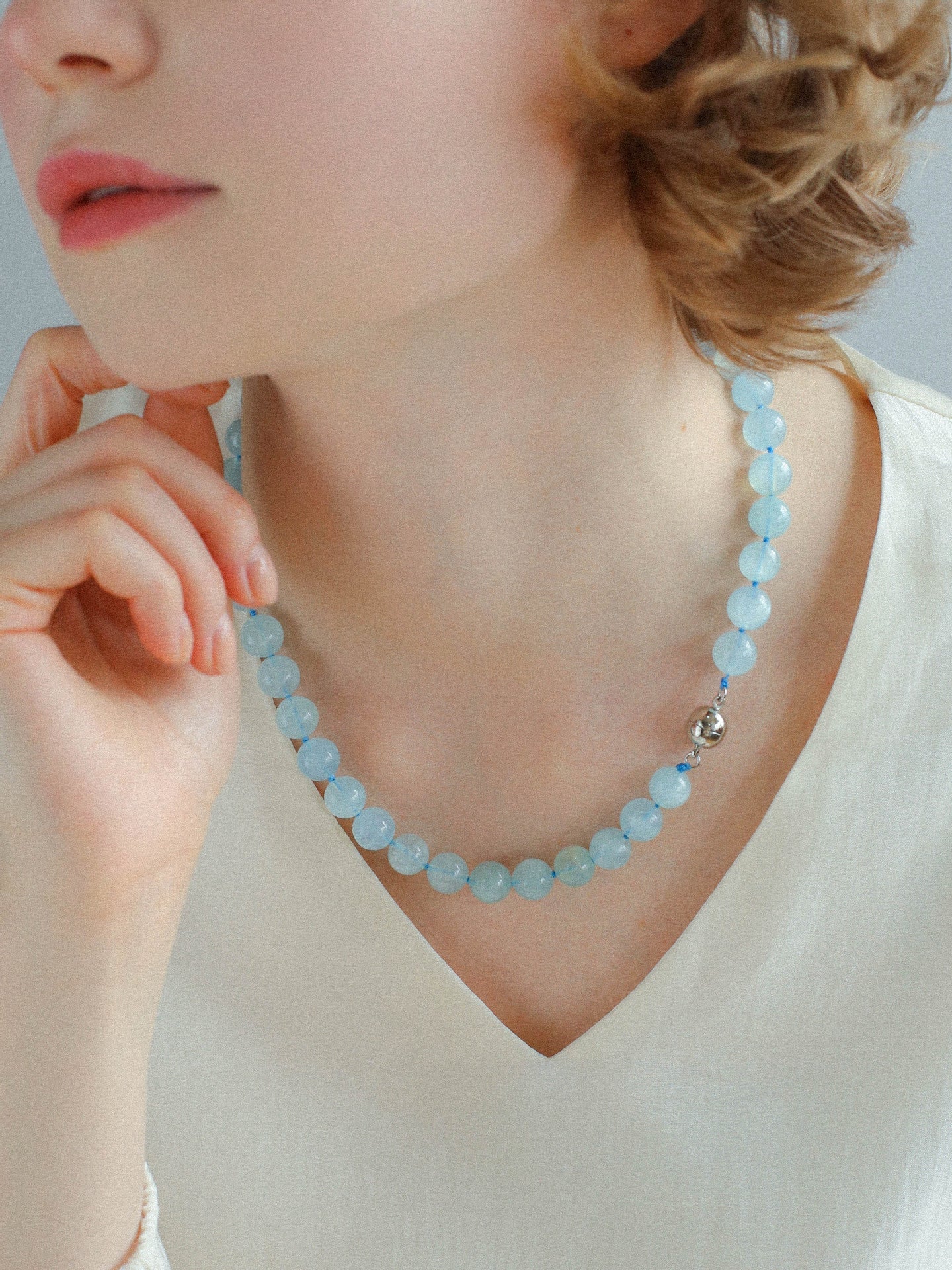 Aquamarine Beaded Necklace with Magnetic Clasp - floysun