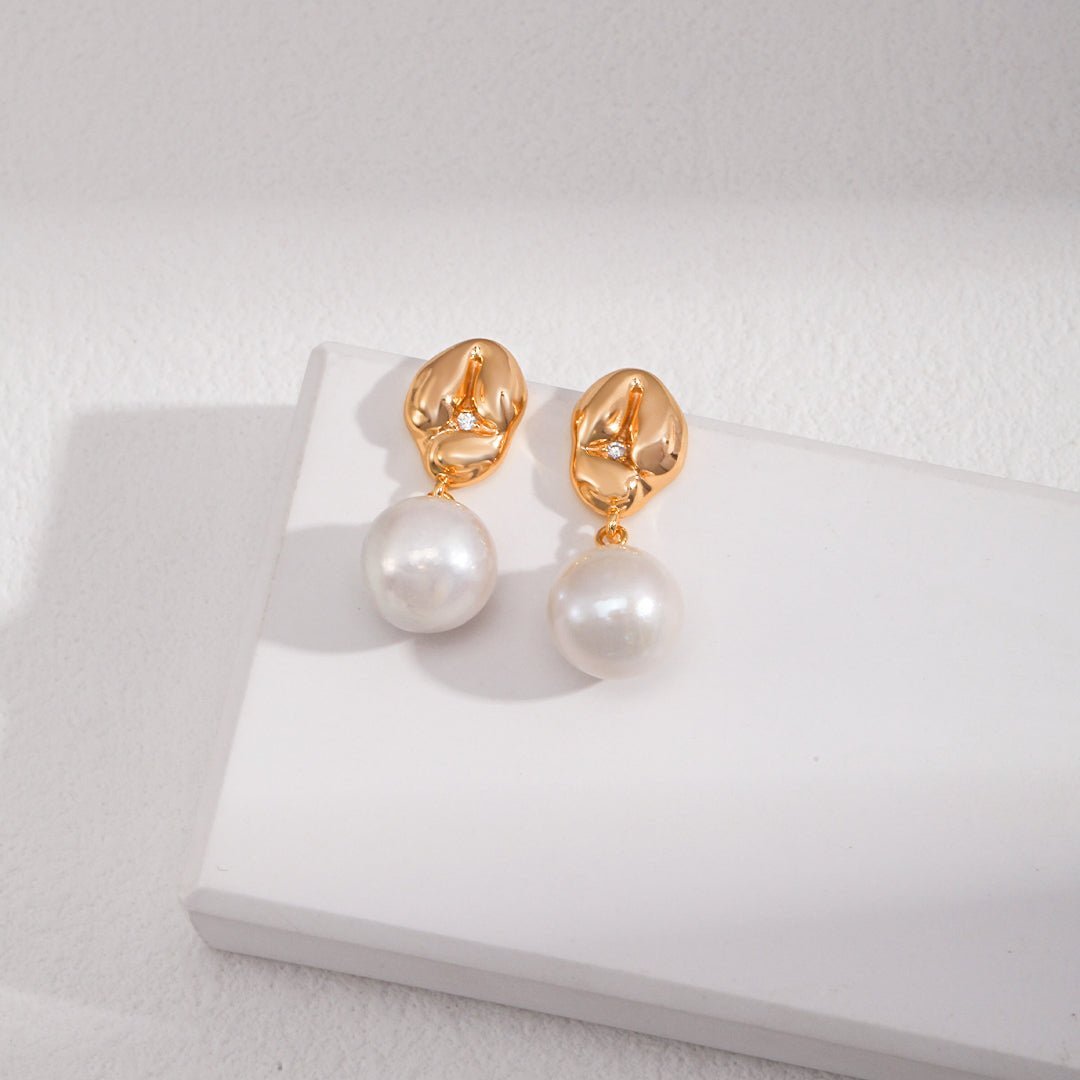 Asymmetrical Textured Pearl Earrings with Zircon Accents - floysun