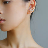 Balance Beam Freshwater Pearl Single Ear Clip - floysun