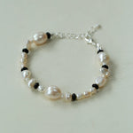 Baroque Pearl and Black Onyx Beaded Bracelet - floysun