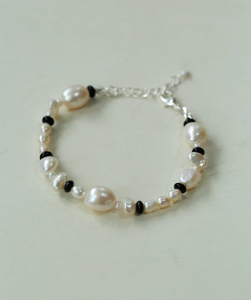 Baroque Pearl and Black Onyx Beaded Bracelet - floysun