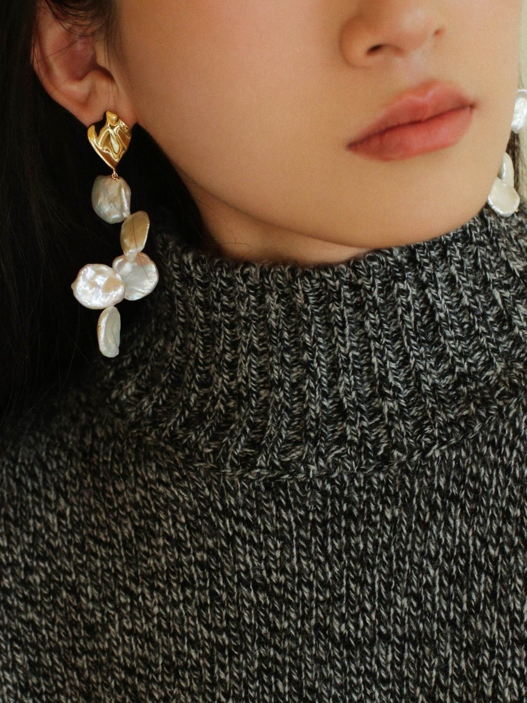 Baroque Pearl Earrings with Scattered Petals - floysun