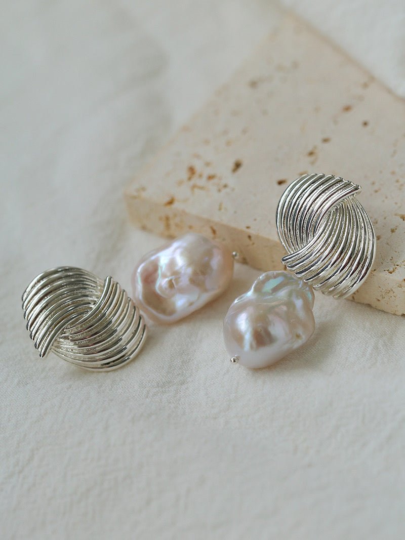 Baroque Pearl Twisted Metal Stripe Texture Earrings - floysun