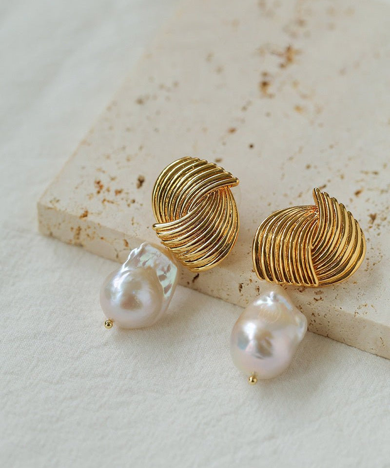 Baroque Pearl Twisted Metal Stripe Texture Earrings - floysun