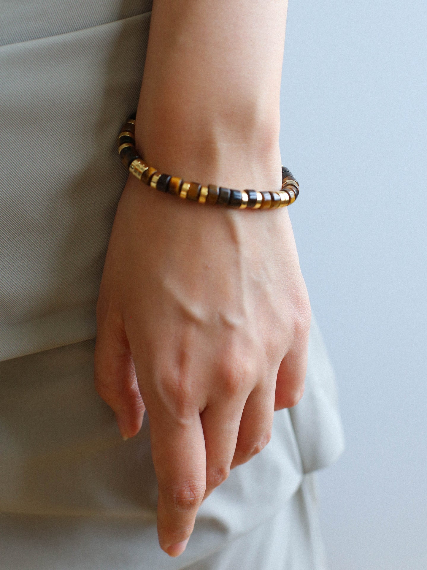 Black Onyx Tiger Eye Mother of Pearls Vintage Disc Bracelet - floysun