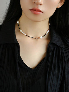 Black Spinel Toothpick Baroque Freshwater Pearl Clavicle Chain - floysun