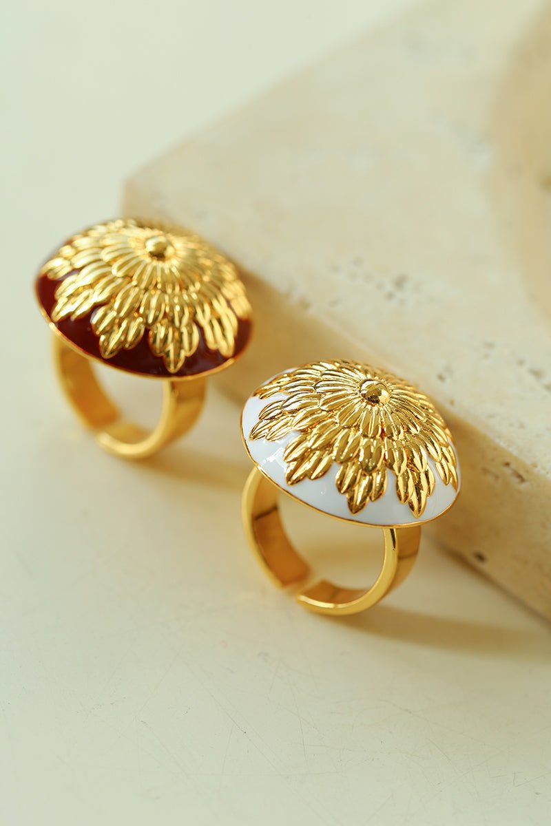 Blooming Elegance 3D Daisy Ring – White & Red Enamel - floysun