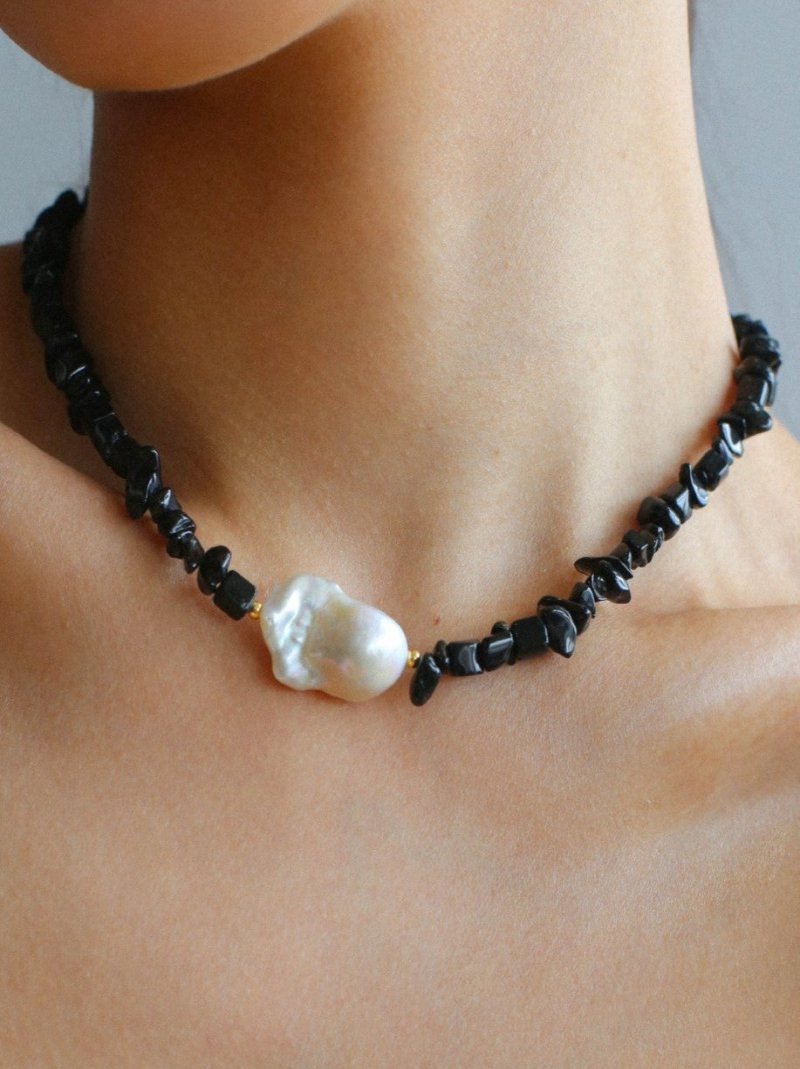 Brilliant Black Onyx Crushed Stone Baroque Pearl Necklace - floysun