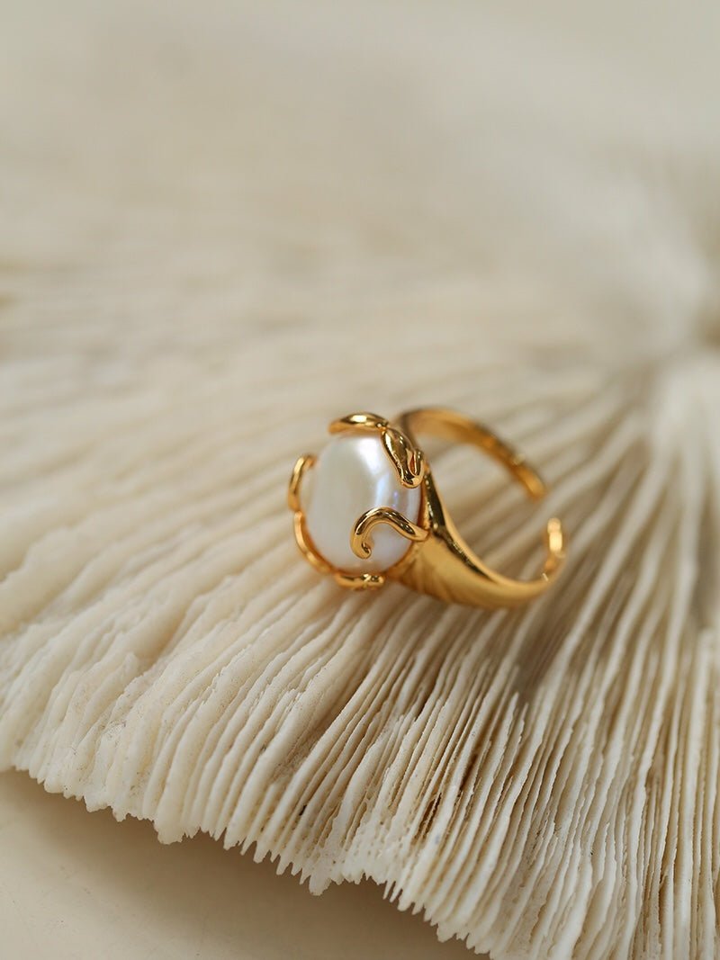 Button Baroque Pearl Ring - floysun