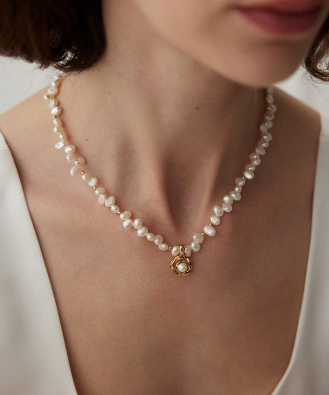 Camellia Pendant Pearl Necklace - floysun