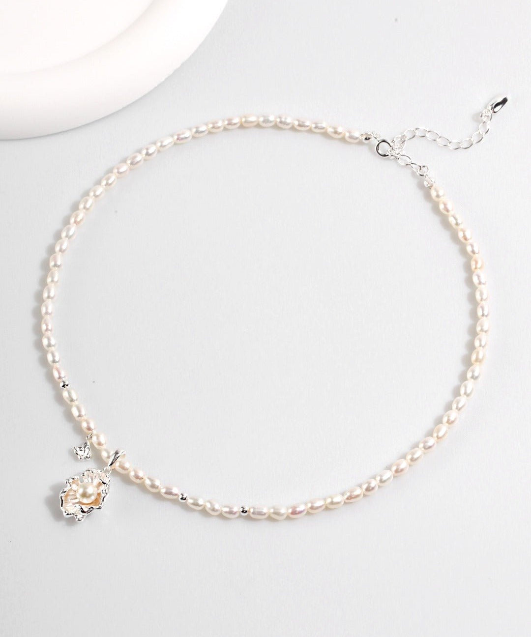 Charming Waves: Tranquil Sterling Silver Pearl Necklace - floysun