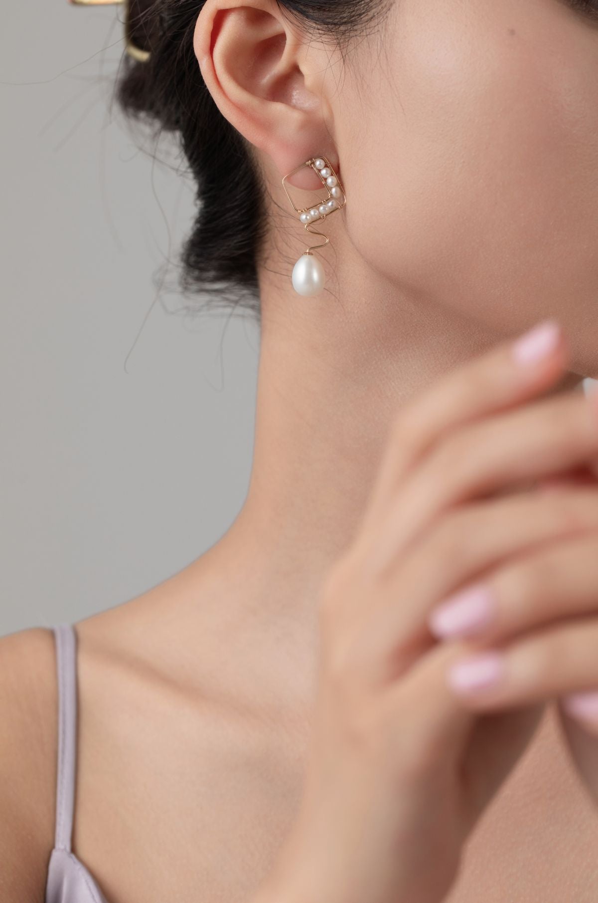 Geometric Series Wave Pearl Teardrop Earrings - CKJH2023011