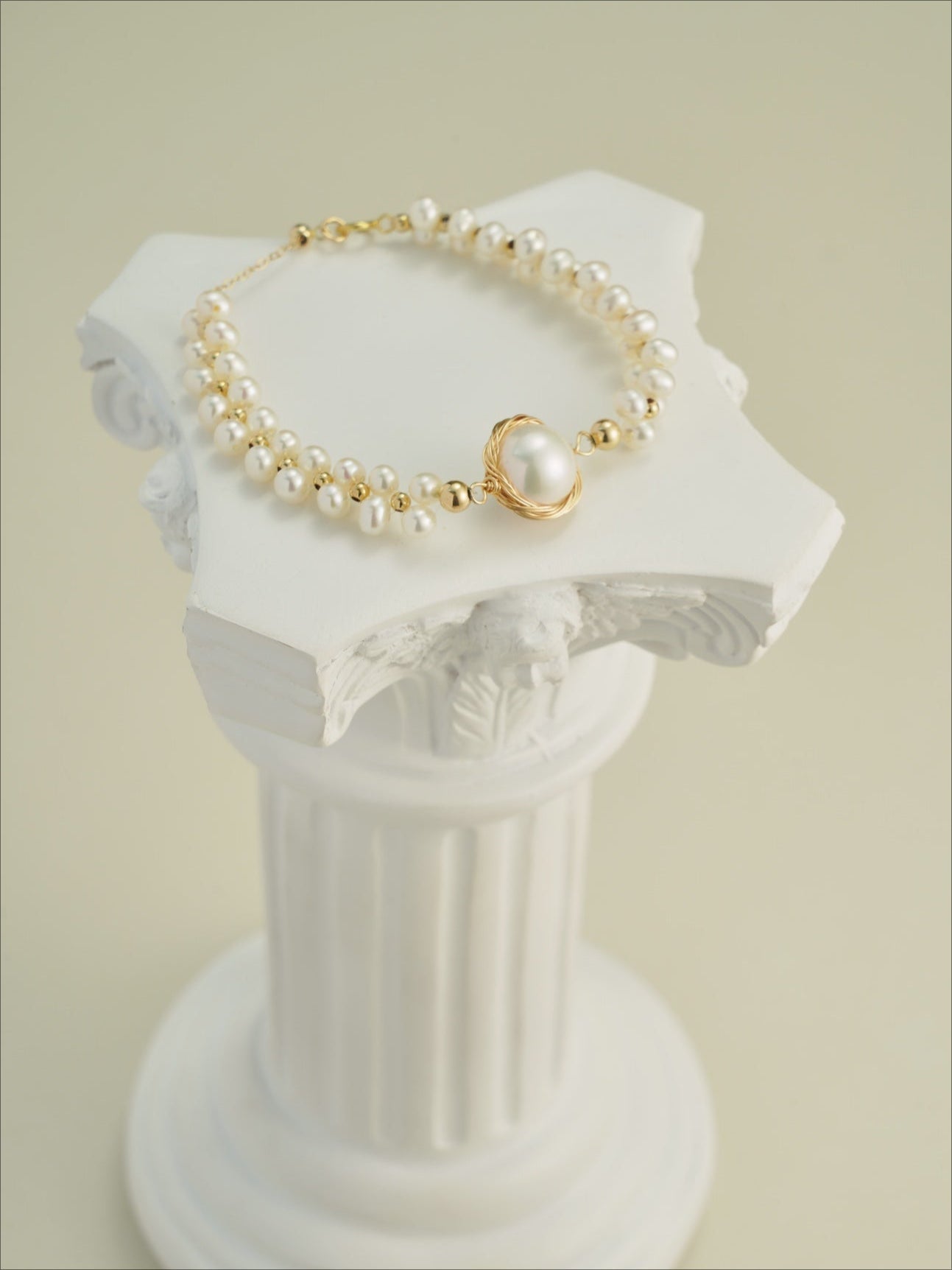 Classic Filigree Series Stargazer Pearl Bracelet - floysun