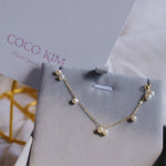 COCOKIM Embellished Series Classic Three Pearls Bracelet - floysun