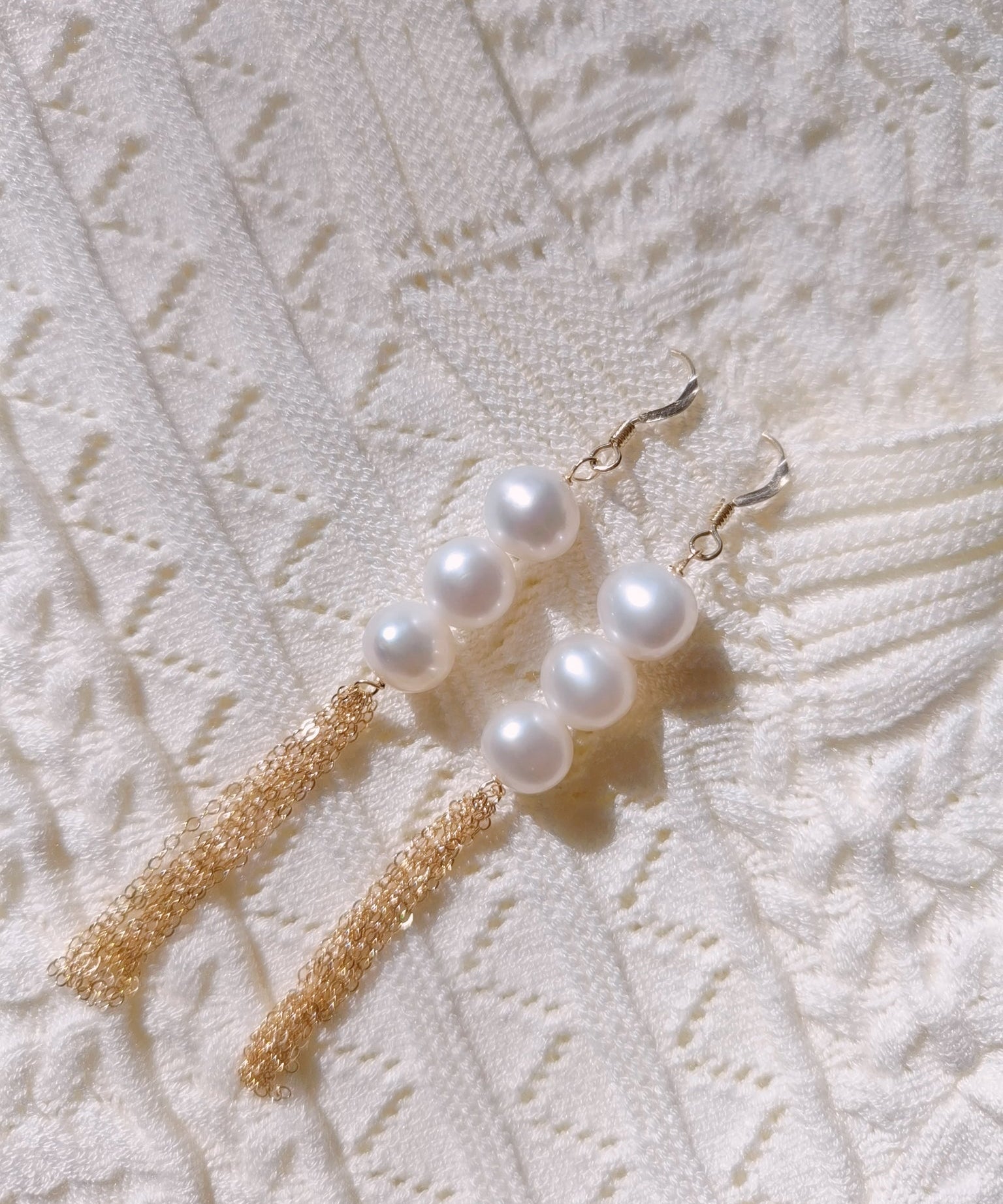 COCOKIM Flowing Bead Series Triple Pearl Tassel Earrings - floysun