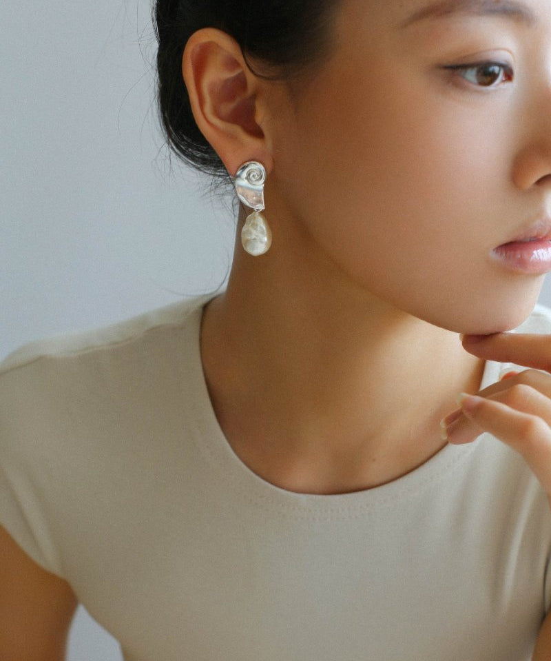 Conch Baroque Artificial Pearl Drop Earrings - floysun