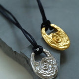 Conch Texture Black Cord Pendant Necklace - floysun