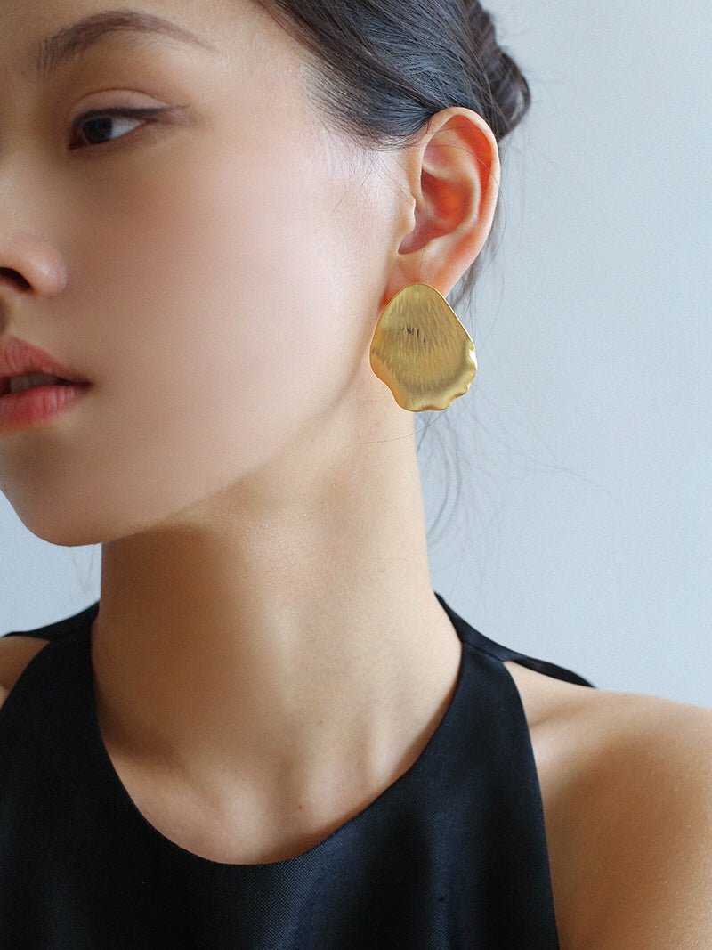 Creative Artistic Petal Textured Statement Earrings - floysun