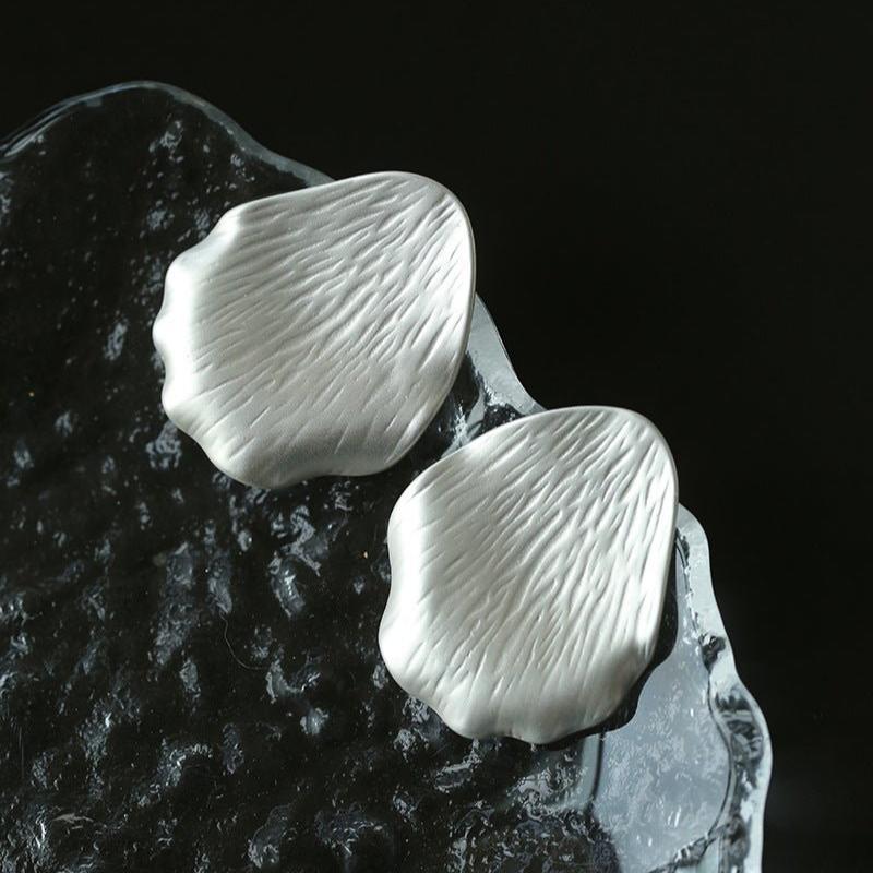 Creative Artistic Petal Textured Statement Earrings - floysun