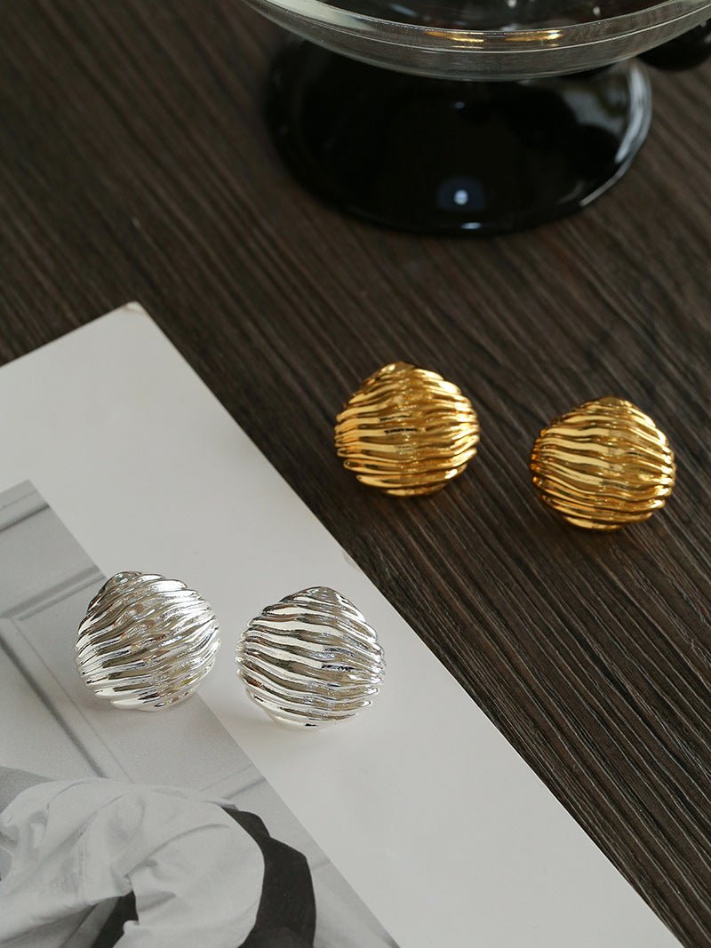 Curved Earrings with Simple Stripes Design - floysun