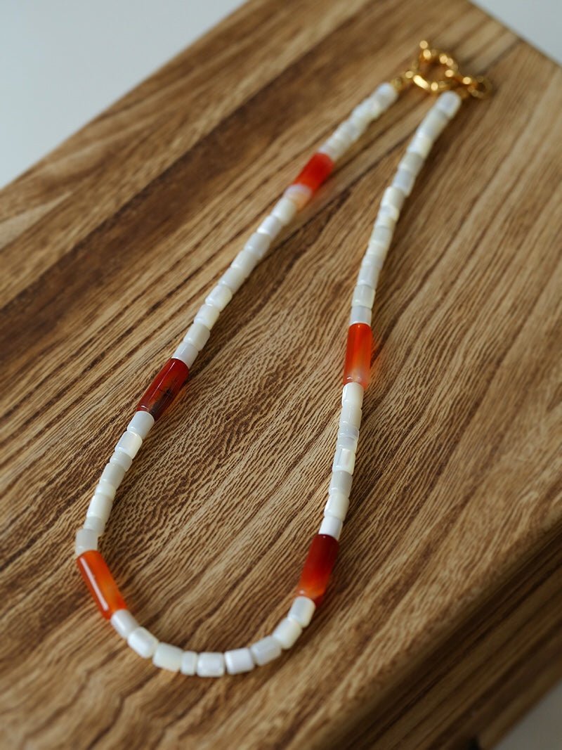 Cylindrical Red Onyx and White Mother - of - Pearl Beaded Necklace - floysun