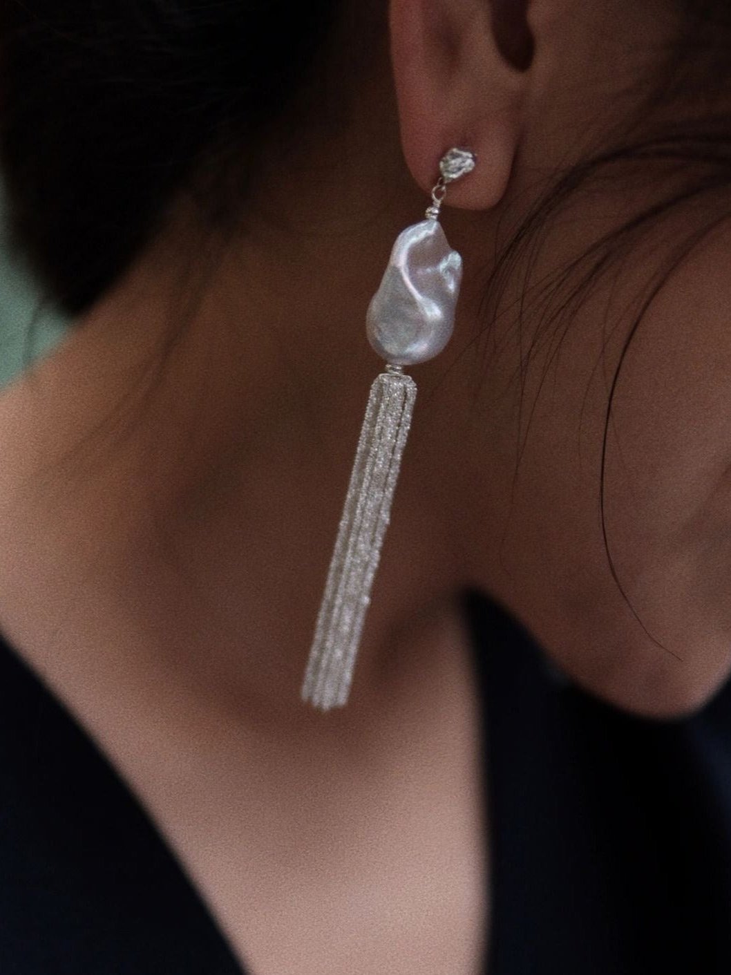 Dazzling Baroque Silver Chain Tassel Drop Earrings - floysun