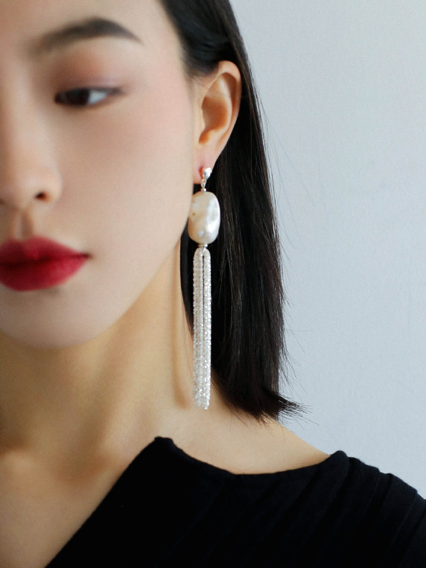 Dazzling Baroque Silver Chain Tassel Drop Earrings - floysun