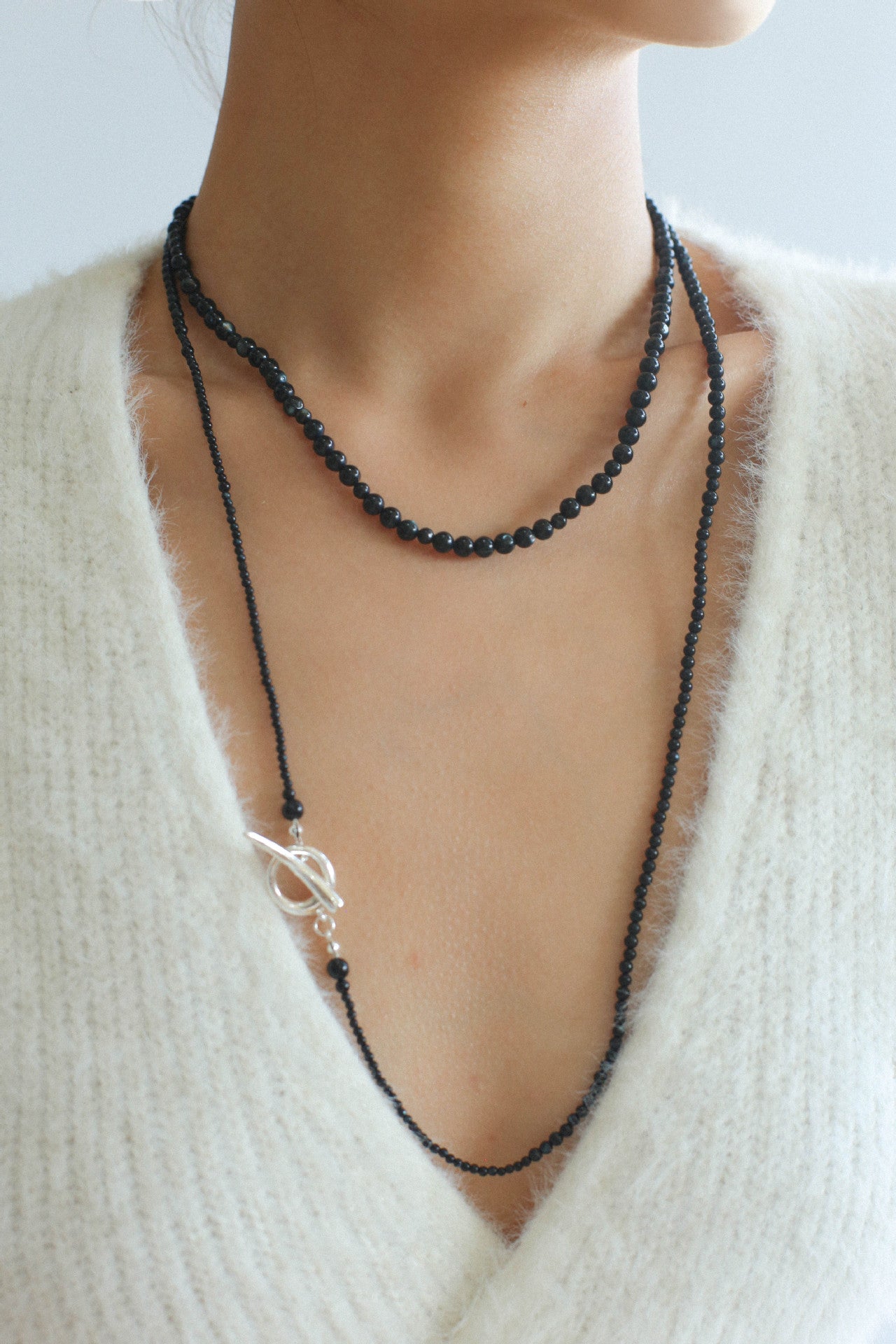 Delicate Black Mother - of - Pearl Gradient Beaded Long Necklace - floysun