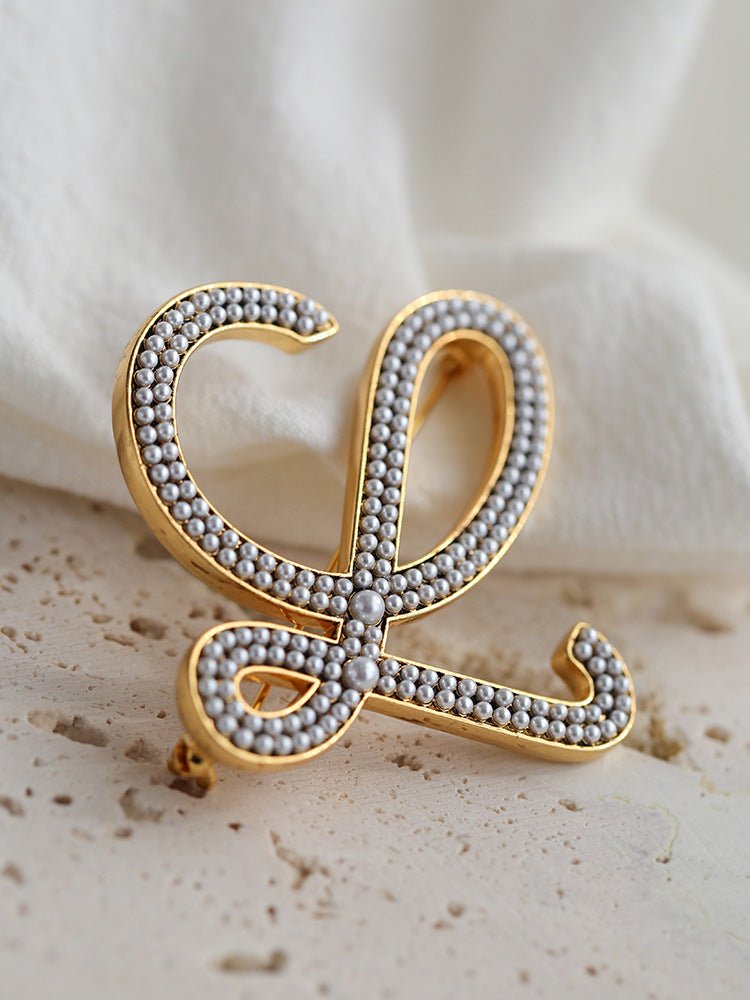 Diamond Inlaid Letter Pearl Brooch - floysun