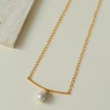 Versatile Curved Baroque Pearl Pendant Necklace