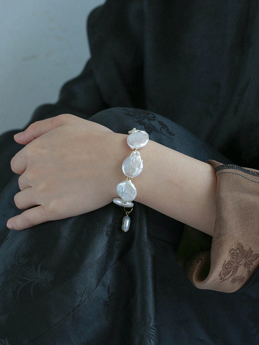 Elegant Rebellion Baroque Pearl Statement Bracelet - floysun