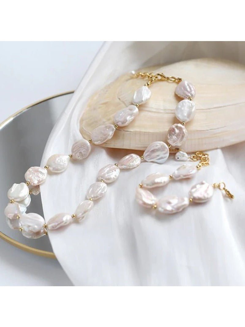 Elegant Rebellion Baroque Pearl Statement Bracelet - floysun