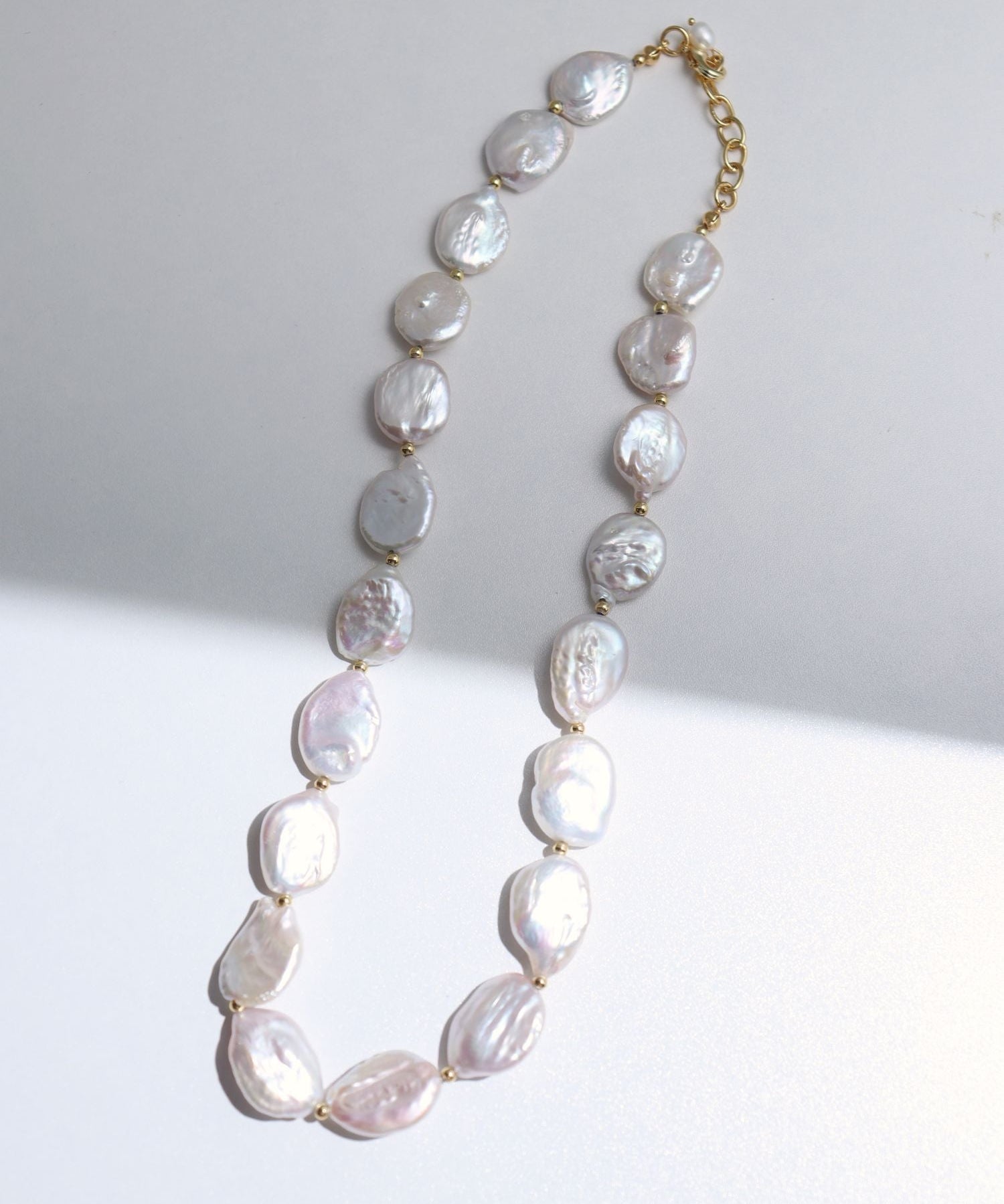 Elegant Rebellion Baroque Pearl Statement Necklace - floysun