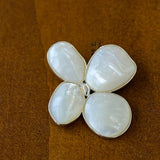 Elegant Temperament Natural White Mother - of - pearl Lilac Brooch - floysun