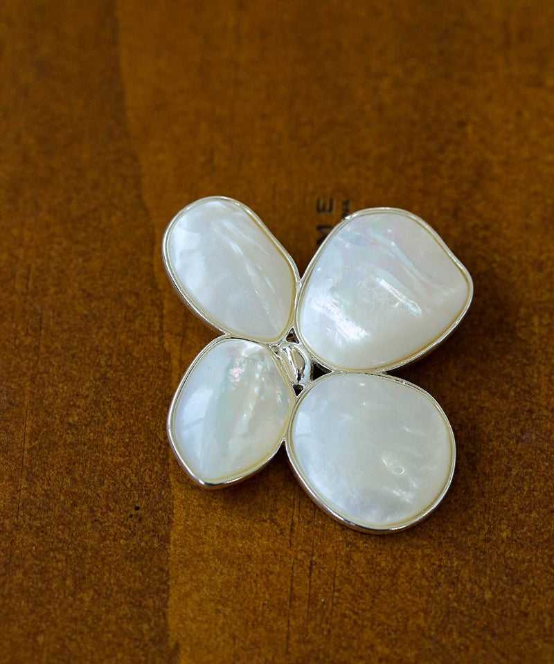 Elegant Temperament Natural White Mother - of - pearl Lilac Brooch - floysun