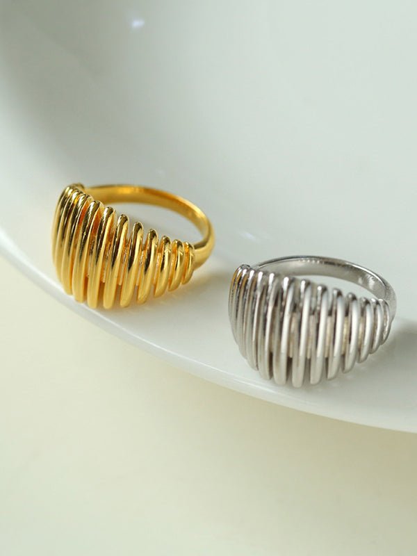 Elegant Vertical Stripe Ring - floysun