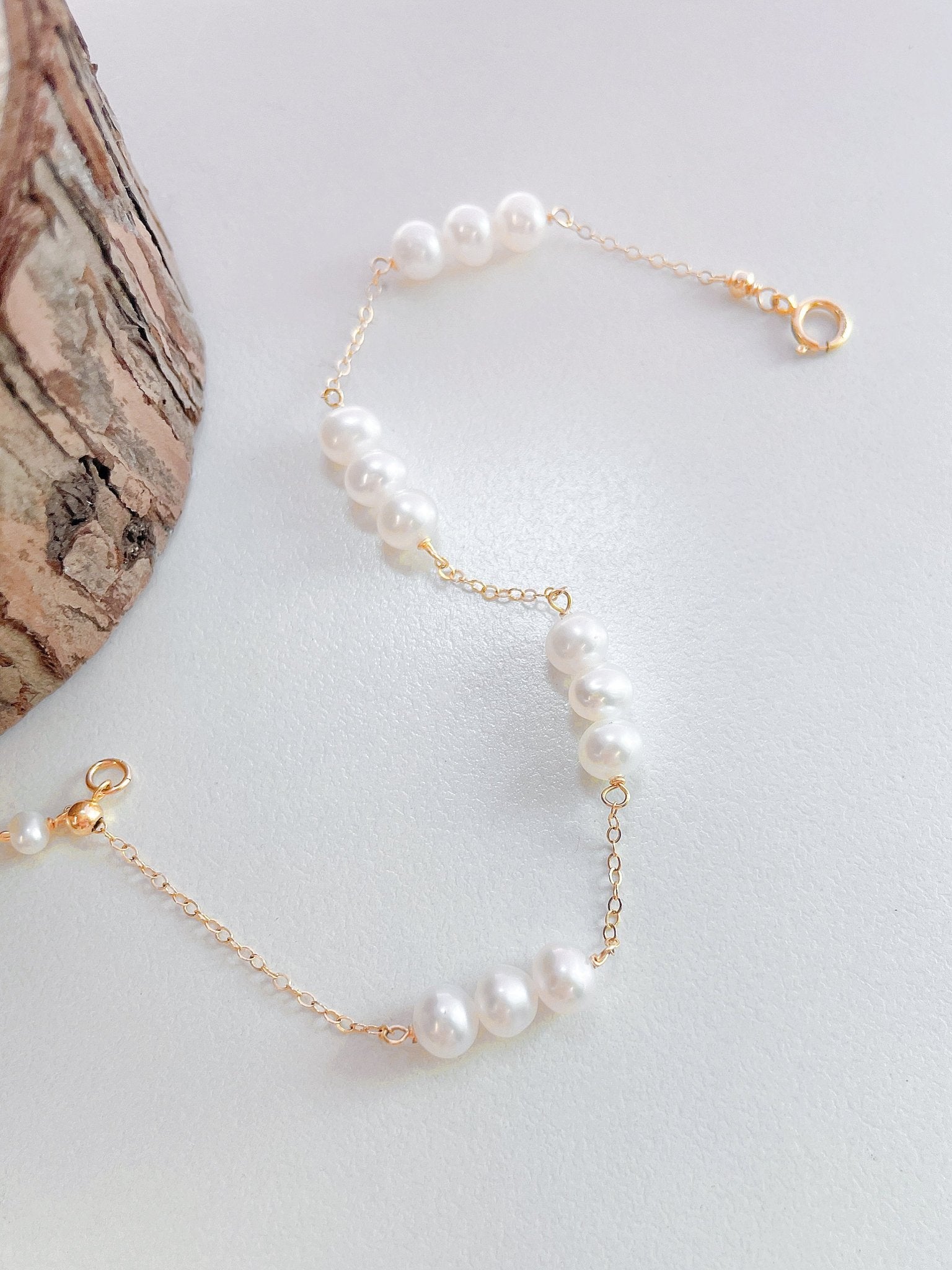 Embellished Series Classic Triple Bead Pearl Bracelet - floysun