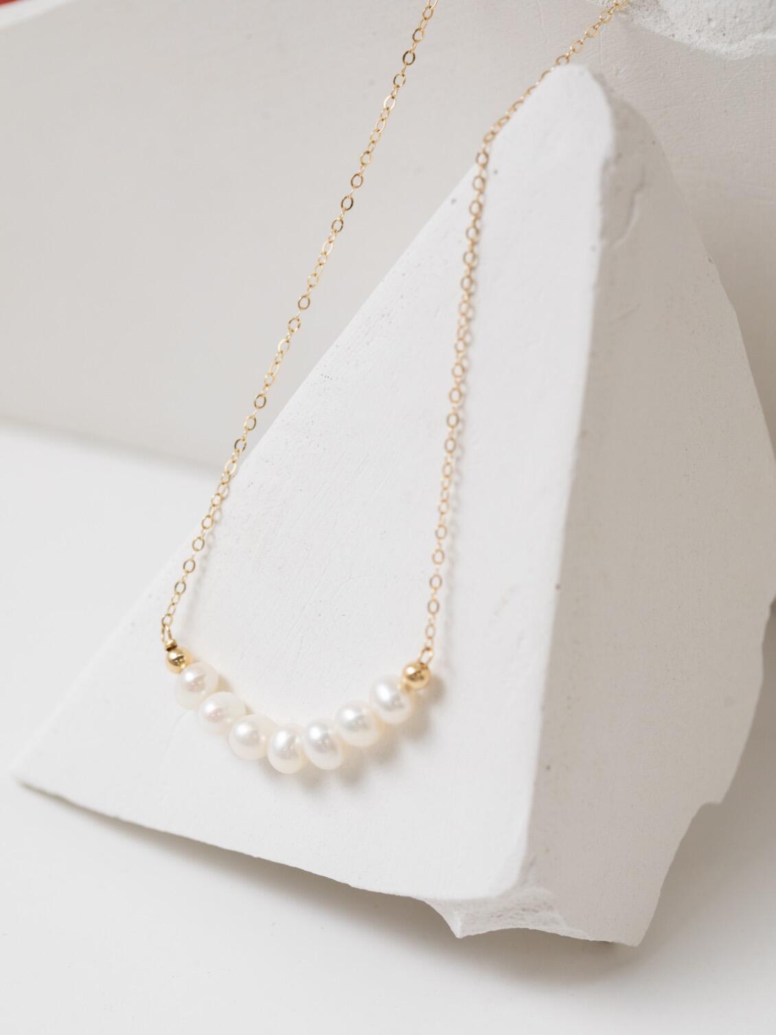 Embellished Series Golden Pearl Smile Necklace - floysun