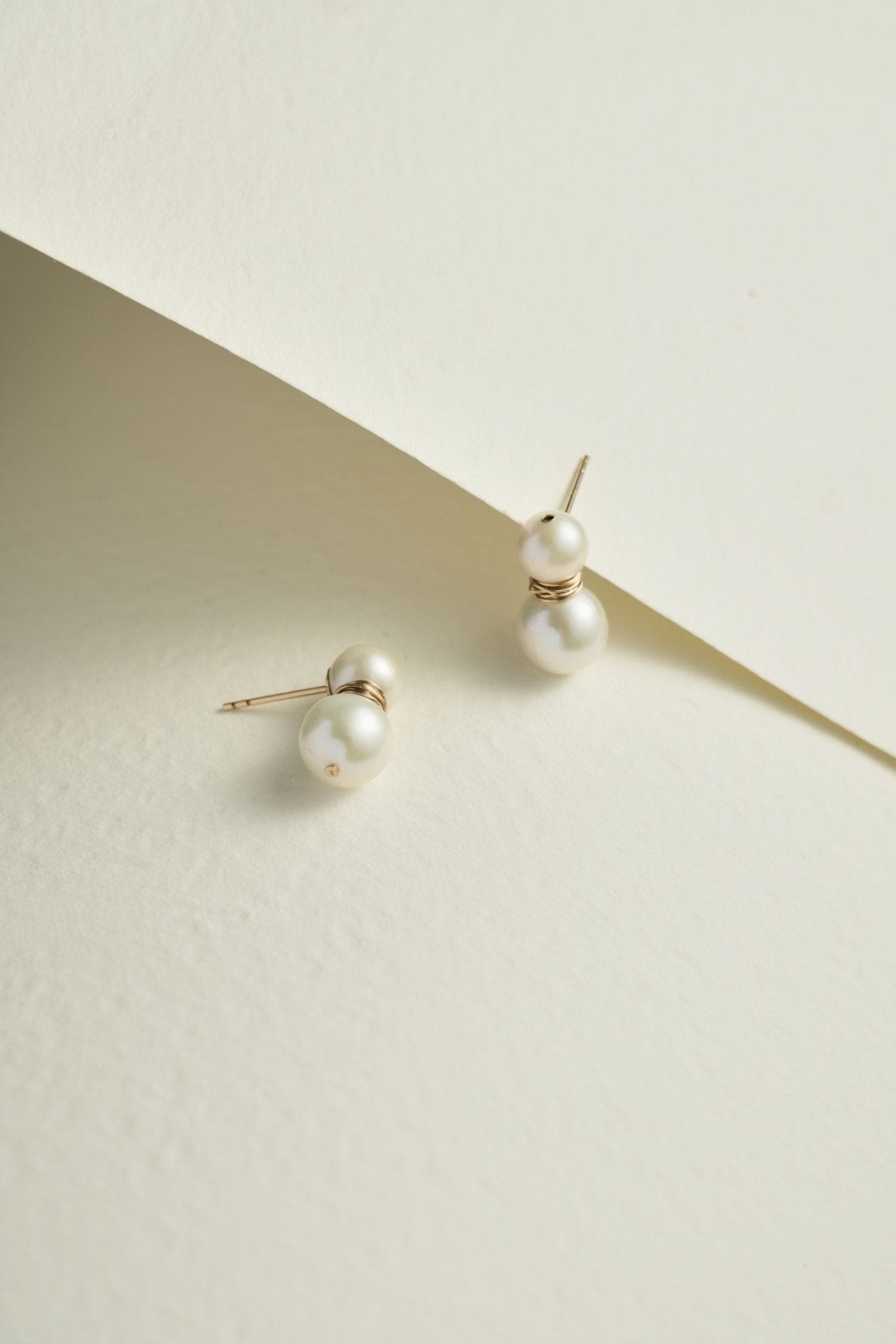 Embellished Series Snowman Pearl Studs Earrings - floysun