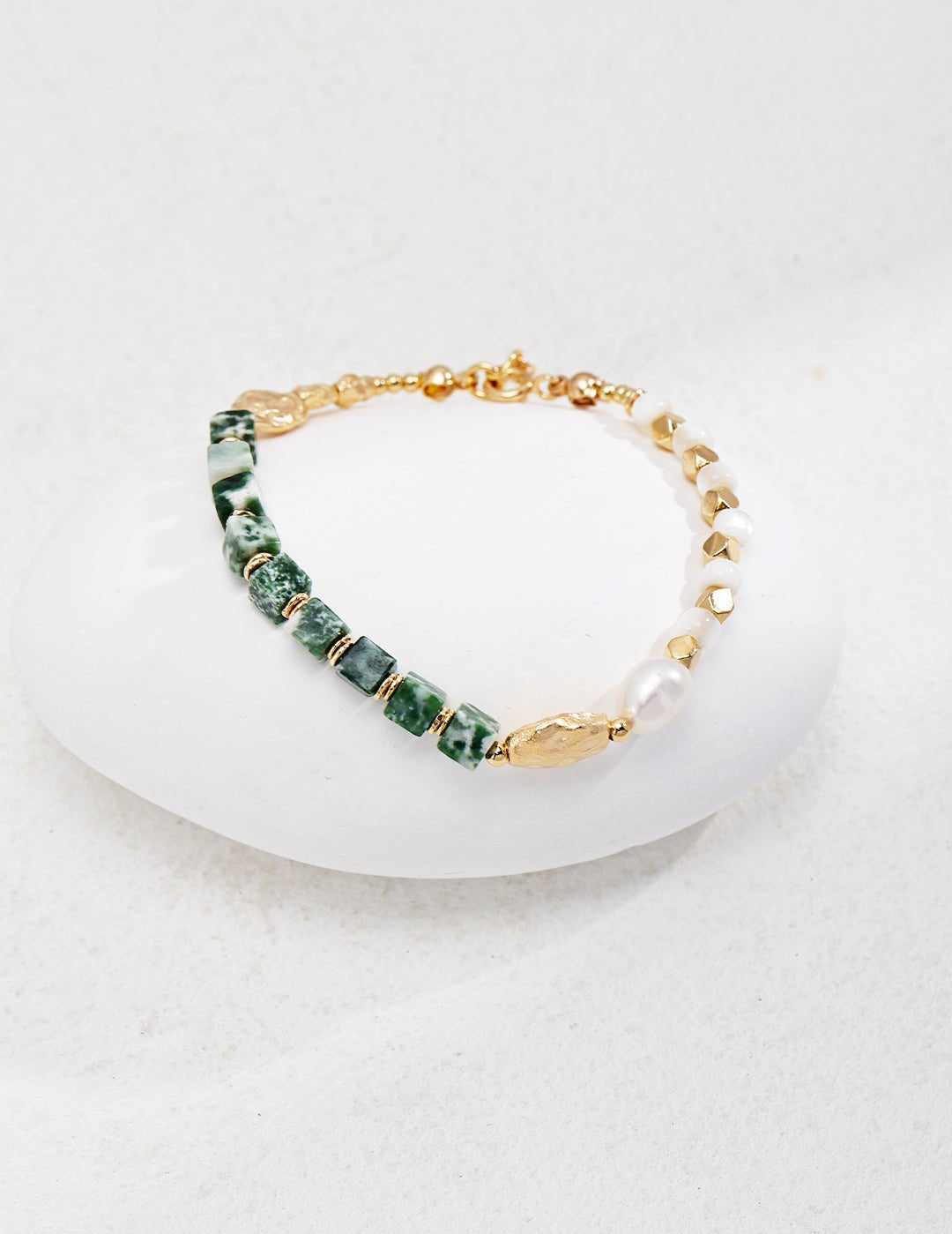 Emerald Green Gemstone and Pearl Bracelet - floysun