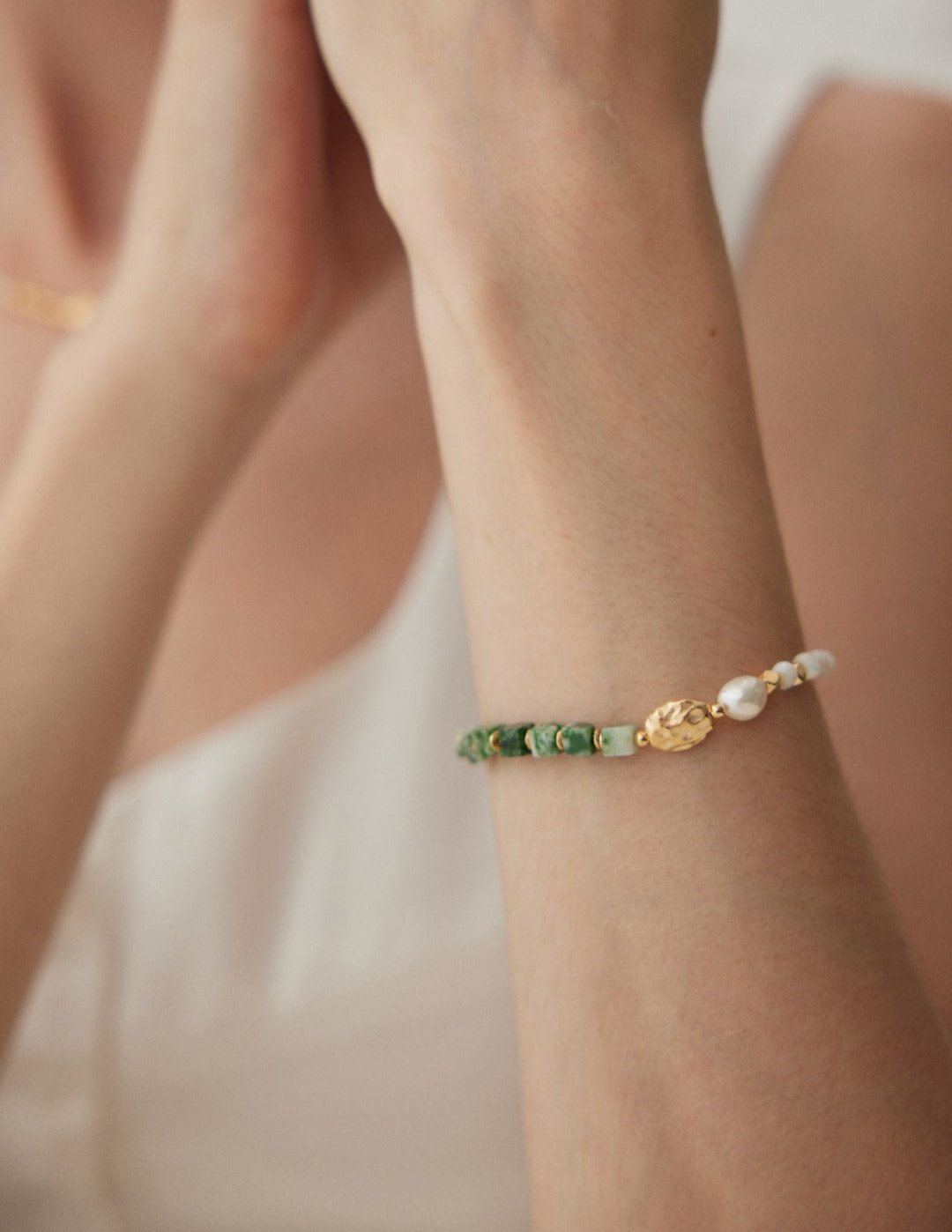 Emerald Green Gemstone and Pearl Bracelet - floysun