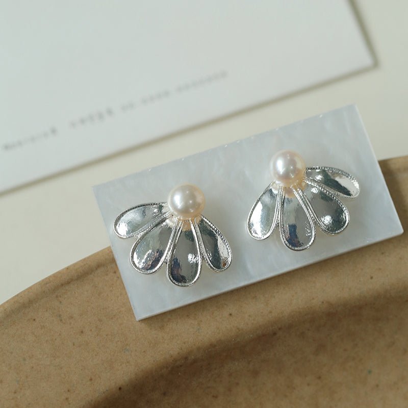 Ethnic Style Single Soma Flower Pearl Earrings - floysun