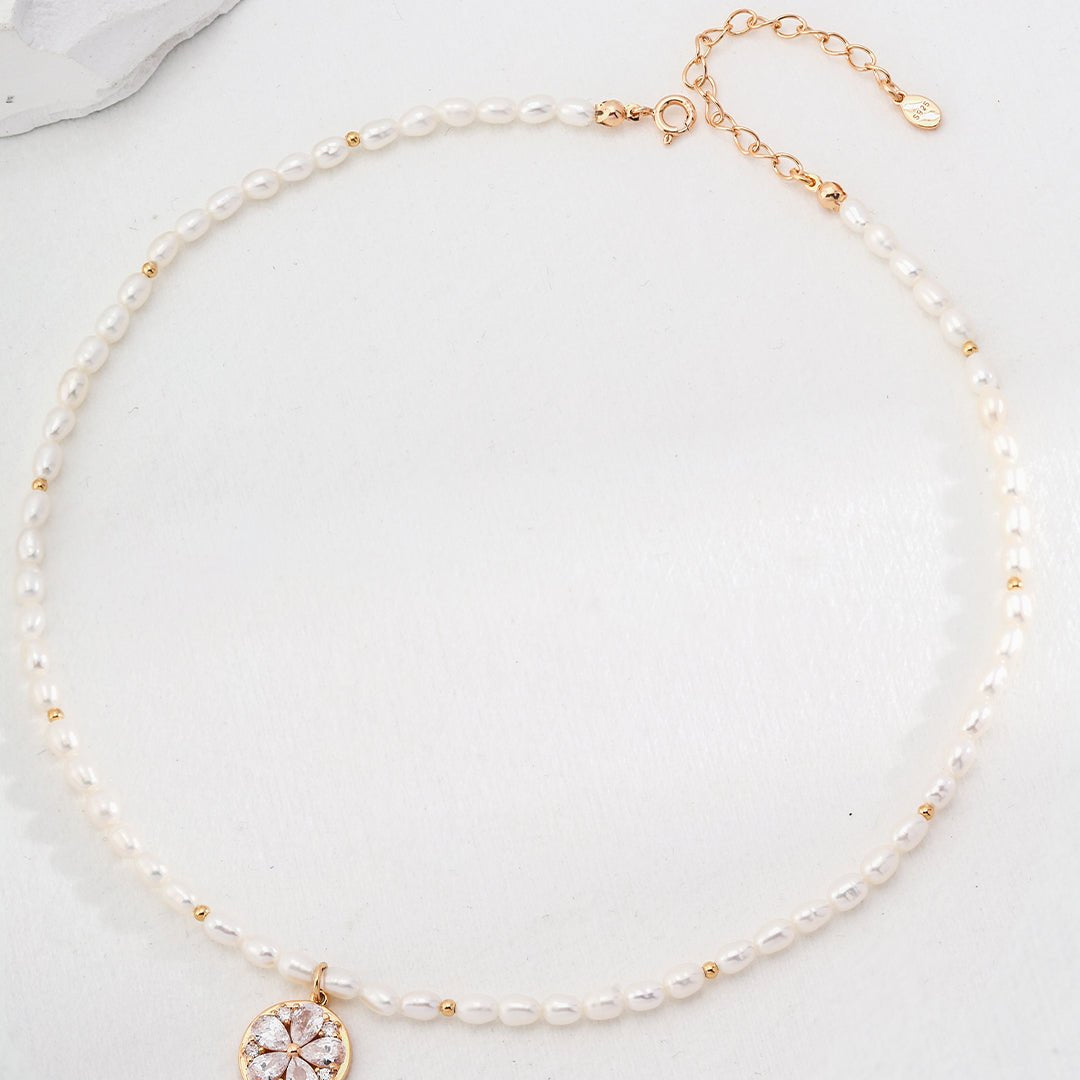 Exquisite Floral Pendant Pearl Necklace - floysun